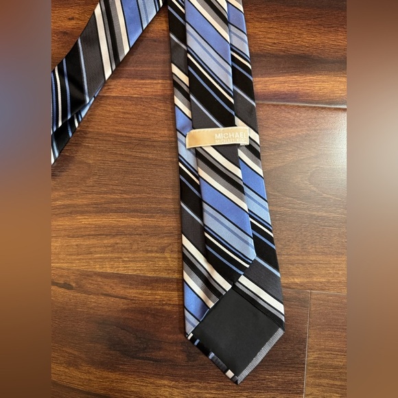 MICHAEL KORS Silk Striped Blue and Black Men's Tie - Picture 2 of 10